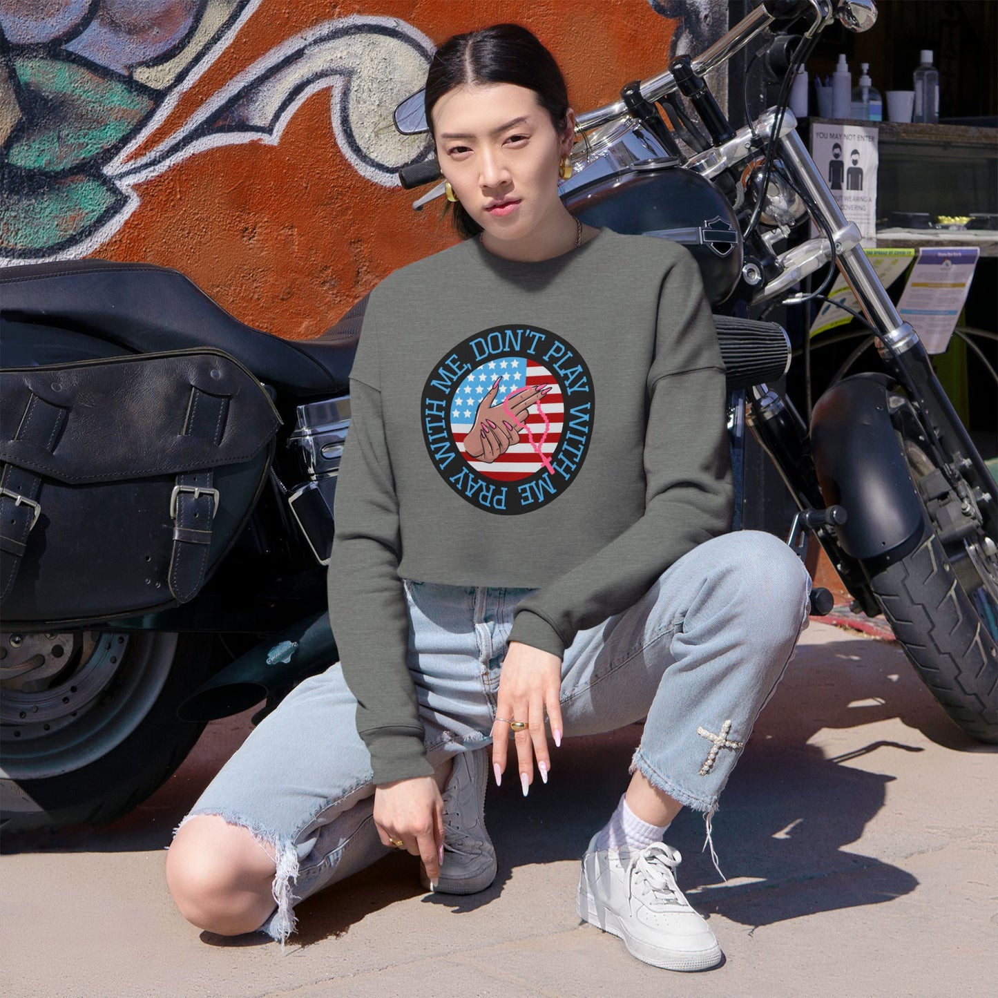 PRAY DONT PLAY CROP SWEATSHIRT