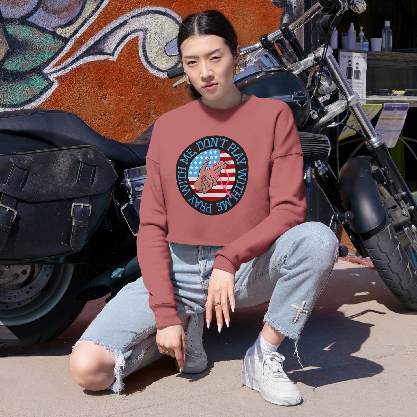 PRAY DONT PLAY CROP SWEATSHIRT