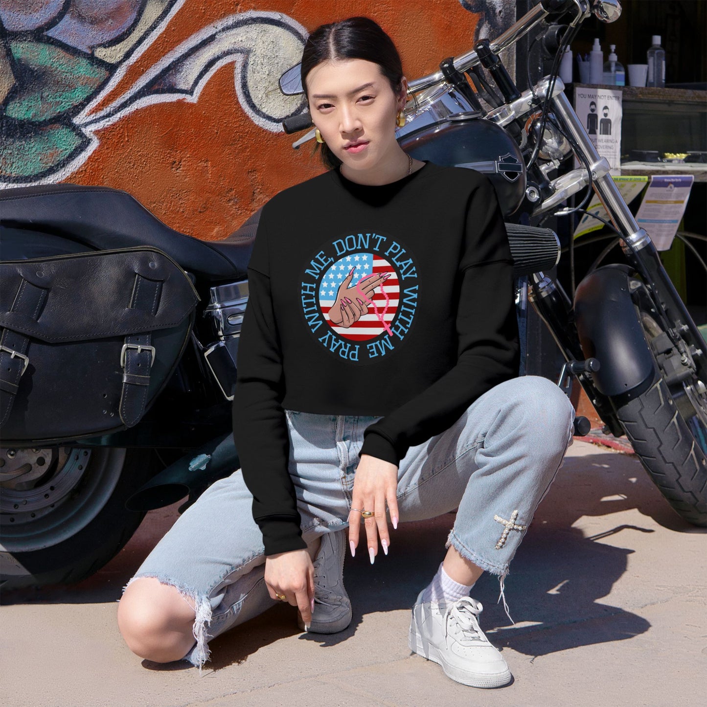 PRAY DONT PLAY CROP SWEATSHIRT